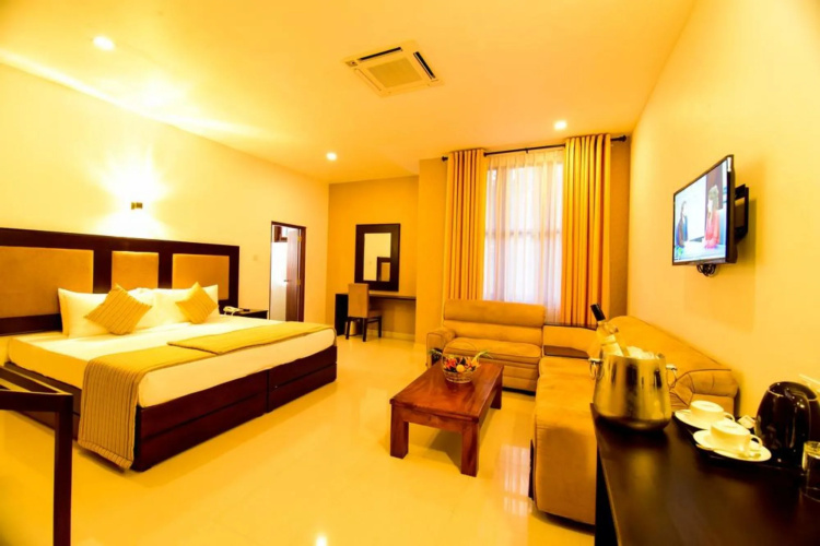 Full Moon Garden Hotel