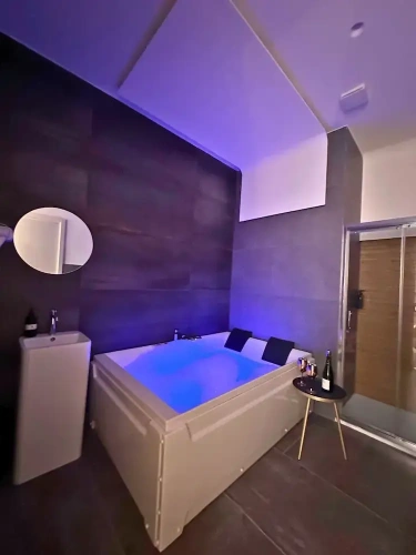 Luxury Double room with city view