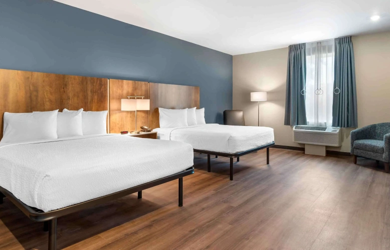 Superior Quadruple Suite