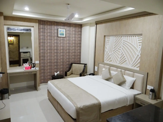 Premier room