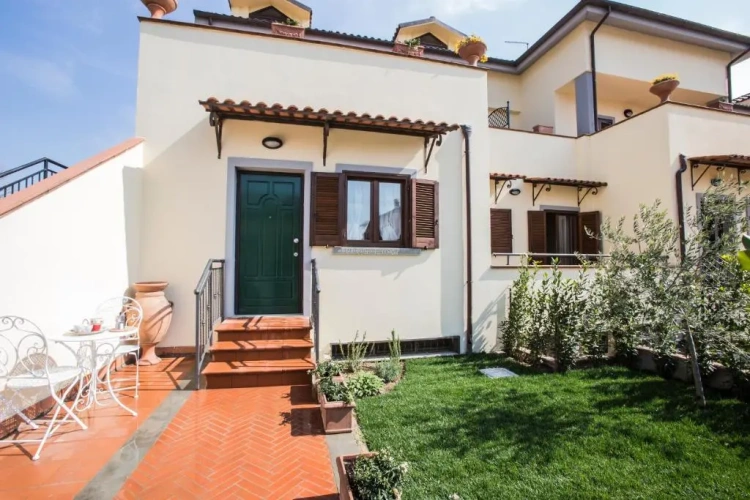 2 Bedrooms Cottage