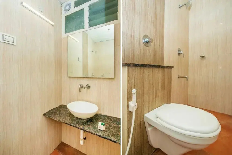 Hotel Janpath by OYO Rooms