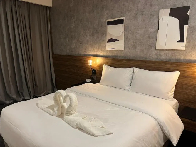 Lazöy Hotel
