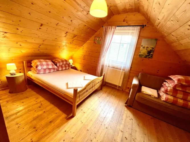 2 Bedrooms Villa