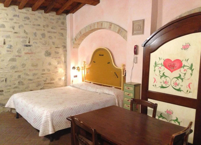 Venus Apartment 45 People