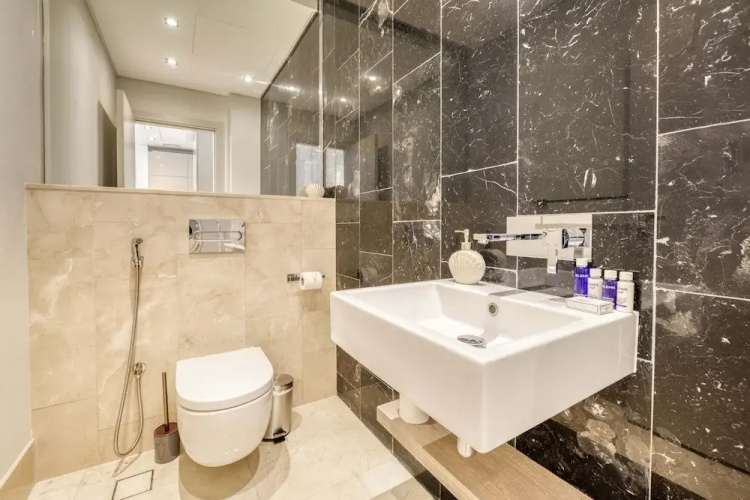 Maison Privee - The 8 Palm