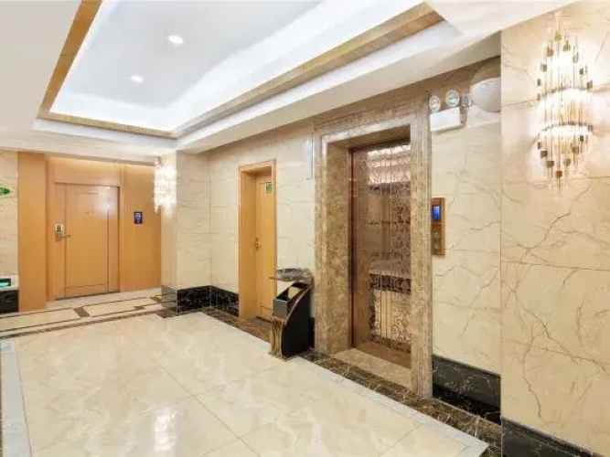 Polaris International Hotel