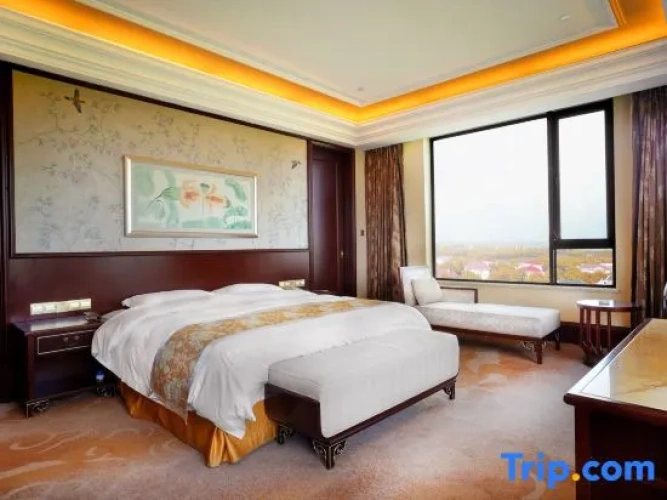 Deluxe Double Suite