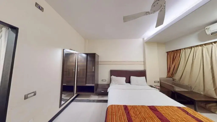 Hotel Centurion Inn