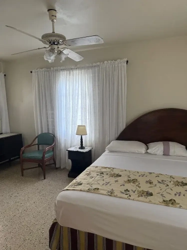 1 Bedroom Suite