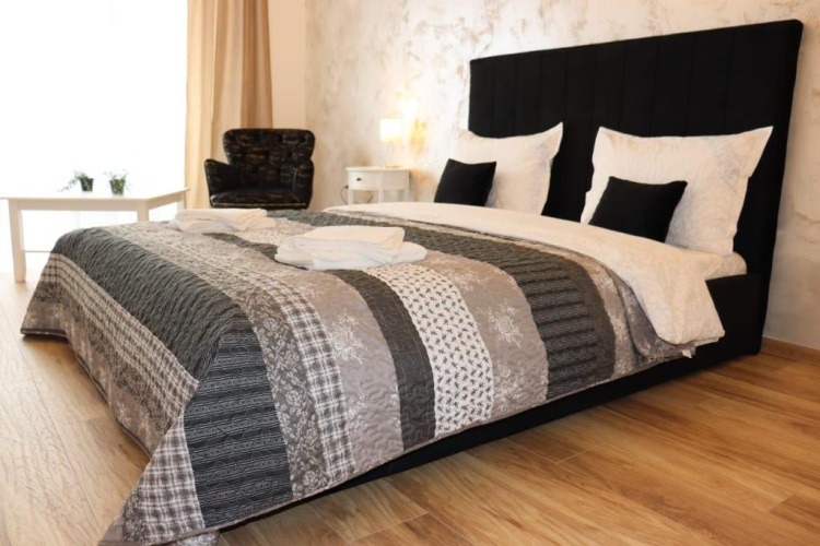 Deluxe Double Apartment