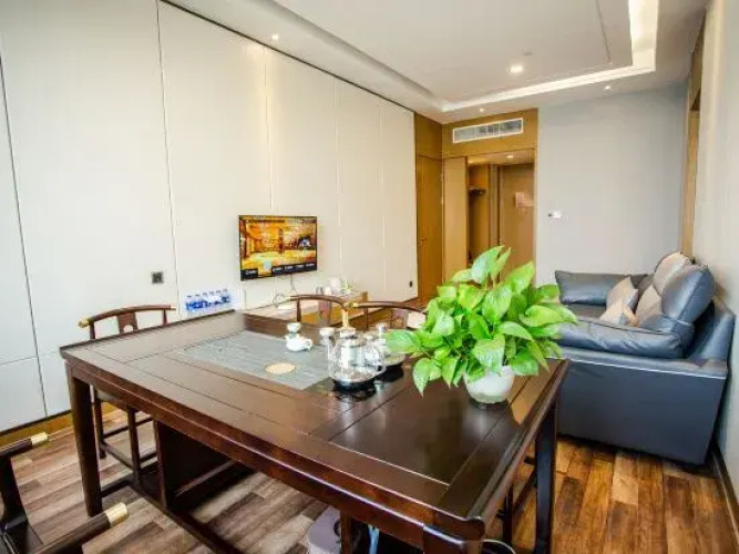 Zongheng Outlets Hotel