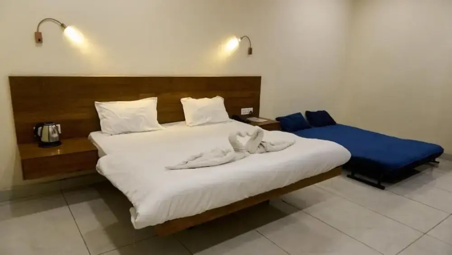 Hotel 36 West Inn
