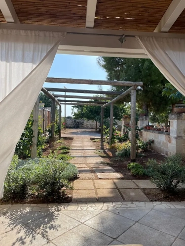 Deluxe Quadruple room with garden view