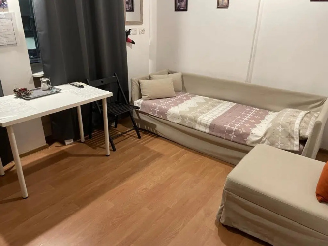 Studio Piata Amzei NR.1 (8 A)