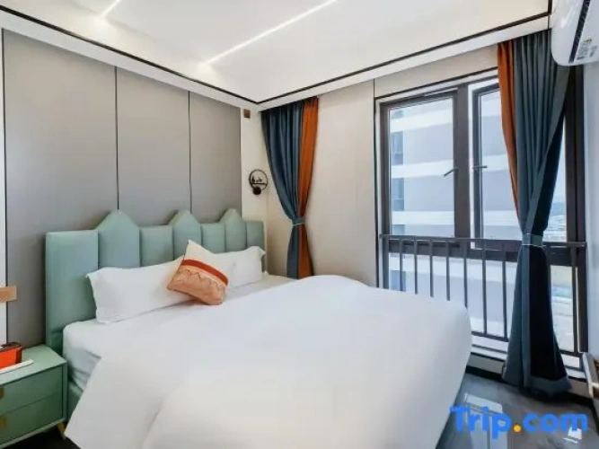 1 Bedroom Twin Family Suite