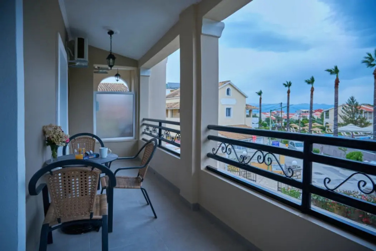 Fiona Apartments