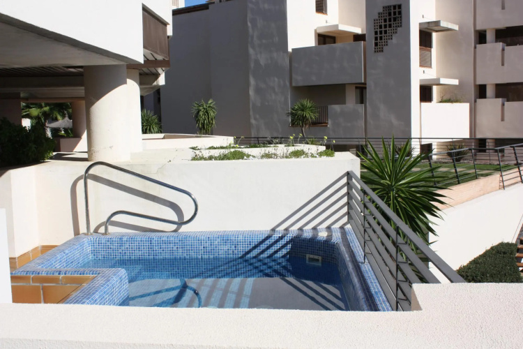 125 - Beach apartment - Private pool
