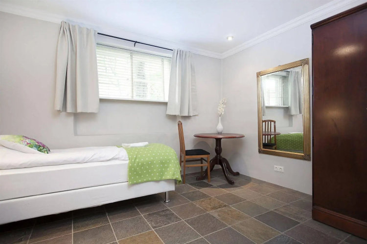 Skolabru Guesthouse