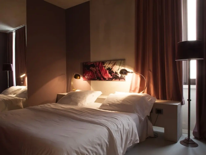 Standard Double room with city view