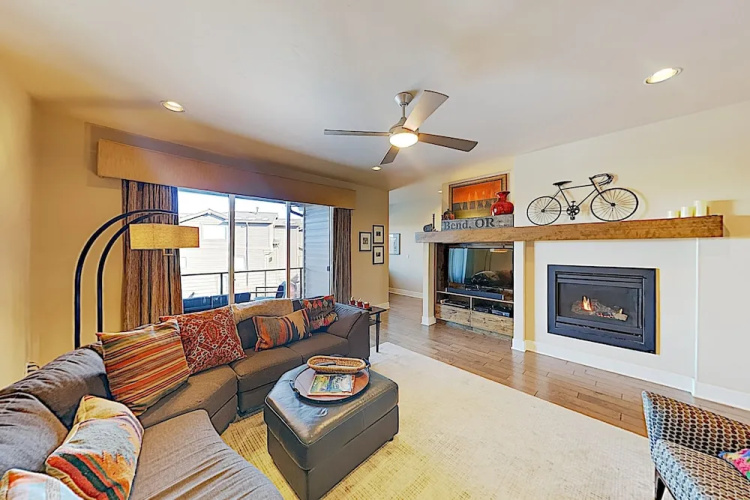 Deschutes Landing At The Old Mill Riverfront 3 Bedroom Condo