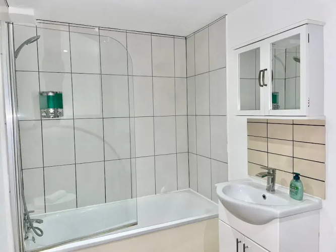 Modern 2 Double Bedroom-Free Parking