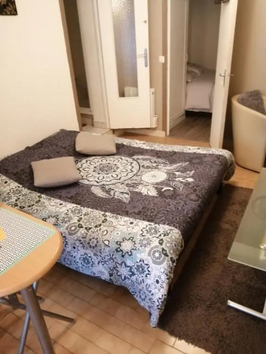 appartement type f2 proche PARIS 25 KM