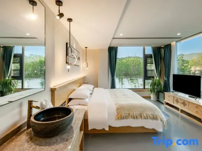 2 Bedrooms Double Apartment