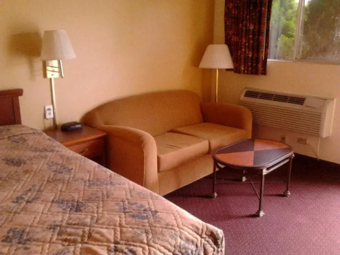 Welcome Inn and Suites