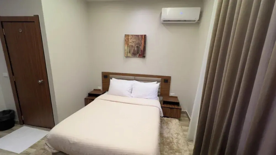 Italia house hotel