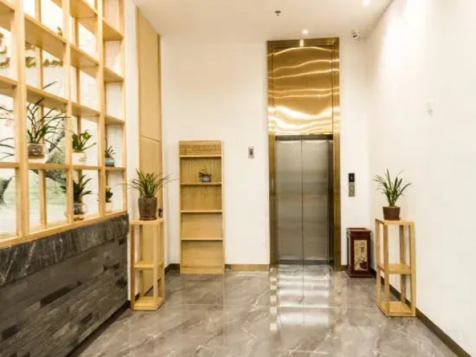 Lucky Orchid Hotel