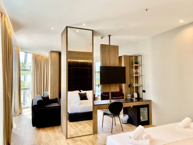 Elmar Hotel