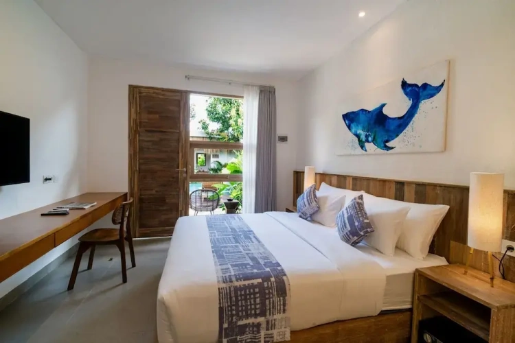 Deluxe Double room with pool view
