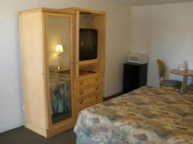 Kings Inn Motel