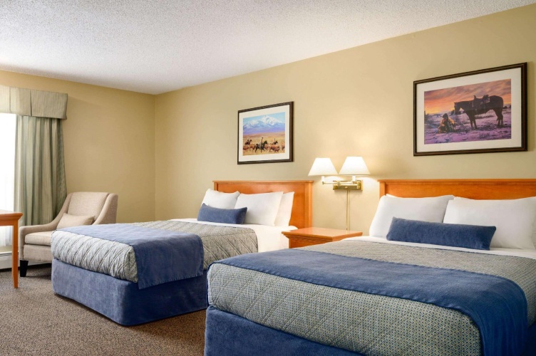 Quadruple Suite