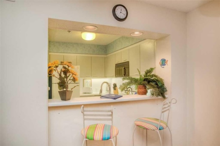 Professionally Cleaned & Sanitized 2nd Floor Villa