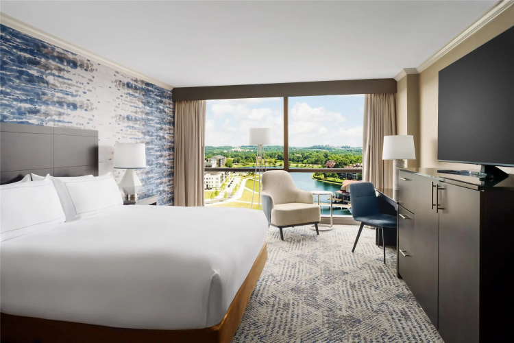 Hilton Charlotte University Place photo 8