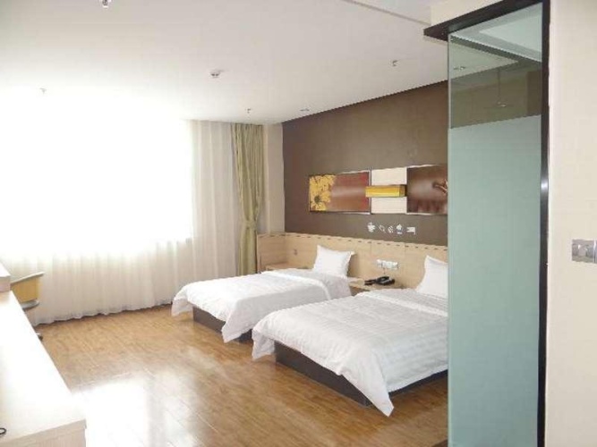 Economy Twin room