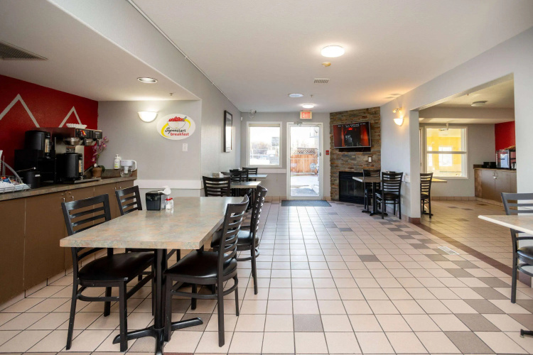Ramada by Wyndham Cranbrook photo 18