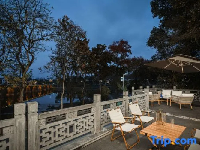 Shexian Yongshe B&B