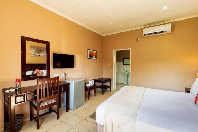 Premier Guest Lodge