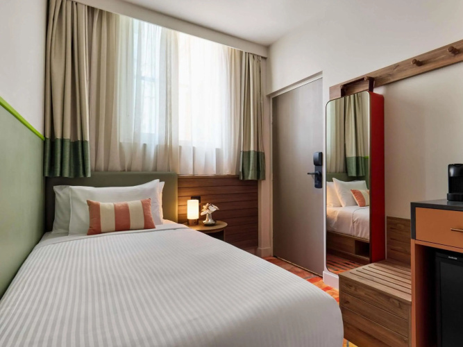 The Clarence Hotel Sydney by Accor