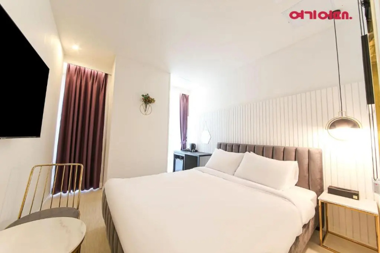 De Homme Hotel