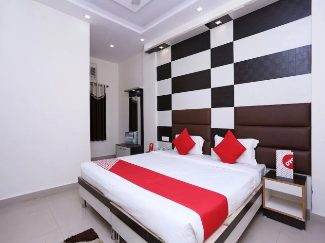 Laxmi Sadan Hotel