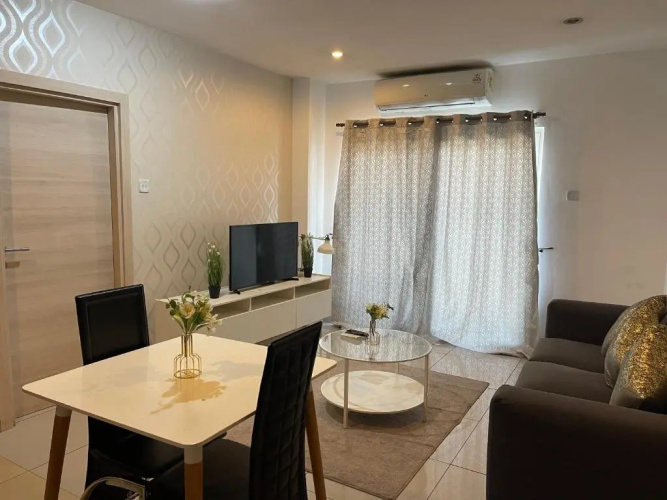 Clifton's Designer Studio Apartments