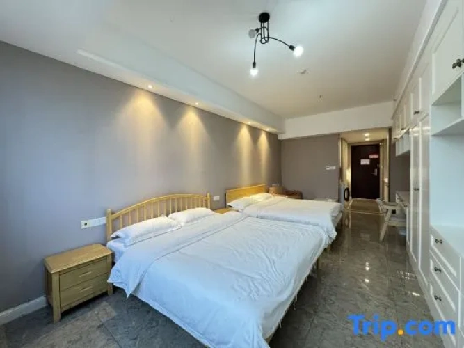 Premier room