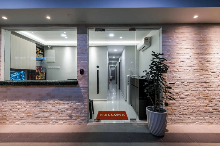 Standard Twin room