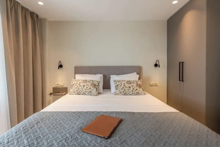 Noma Suites Tolo