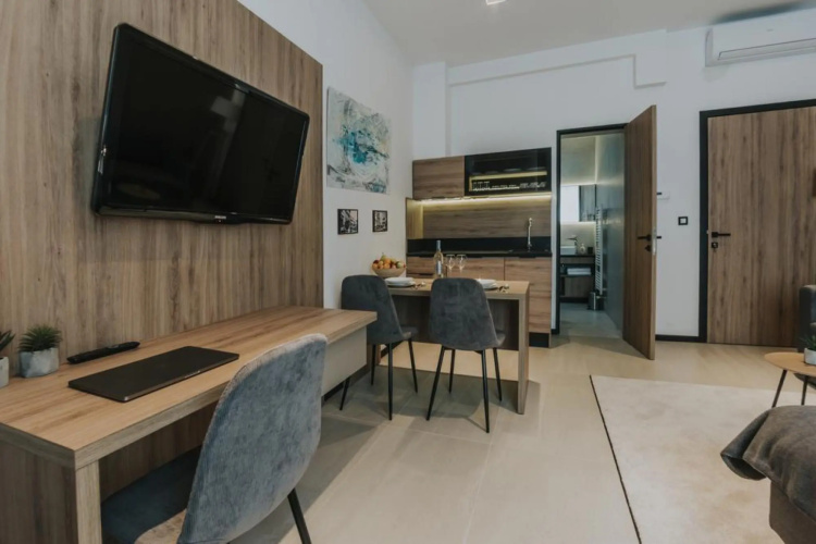 Design Studio Apartment in the City Center