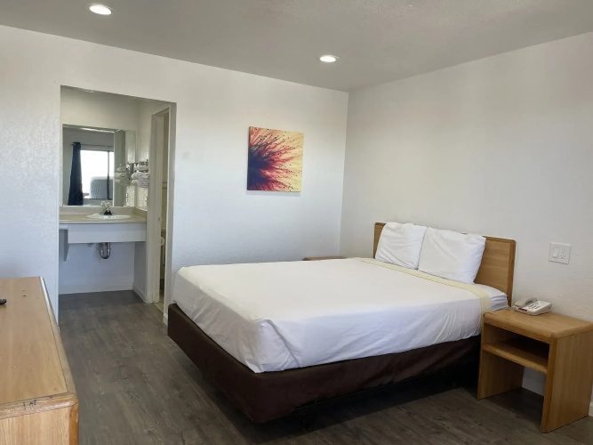 Palms Inn & Suites